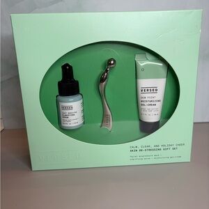 Versed Skincare Gift Set